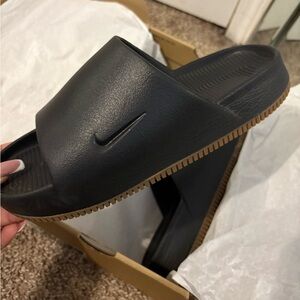 Nike Calm Slides